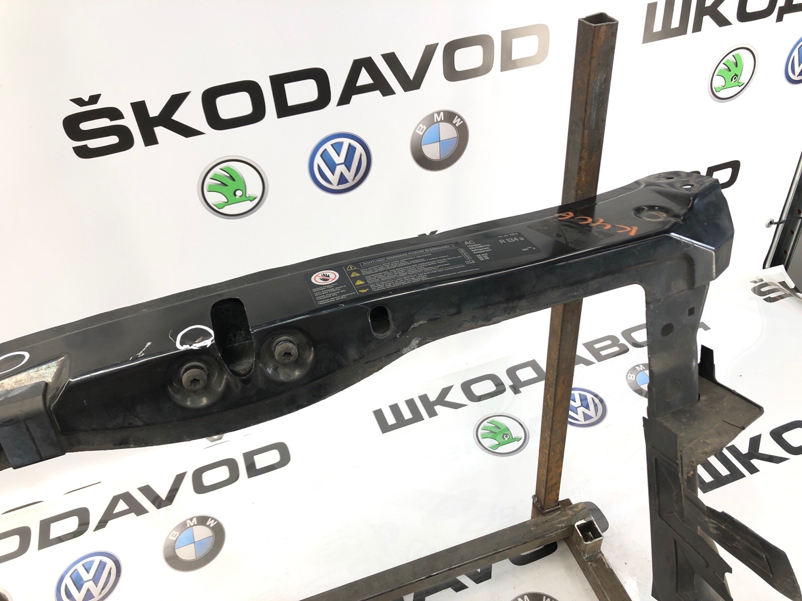 Телевизор Рамка радиатора, 15000 рублей, Москва