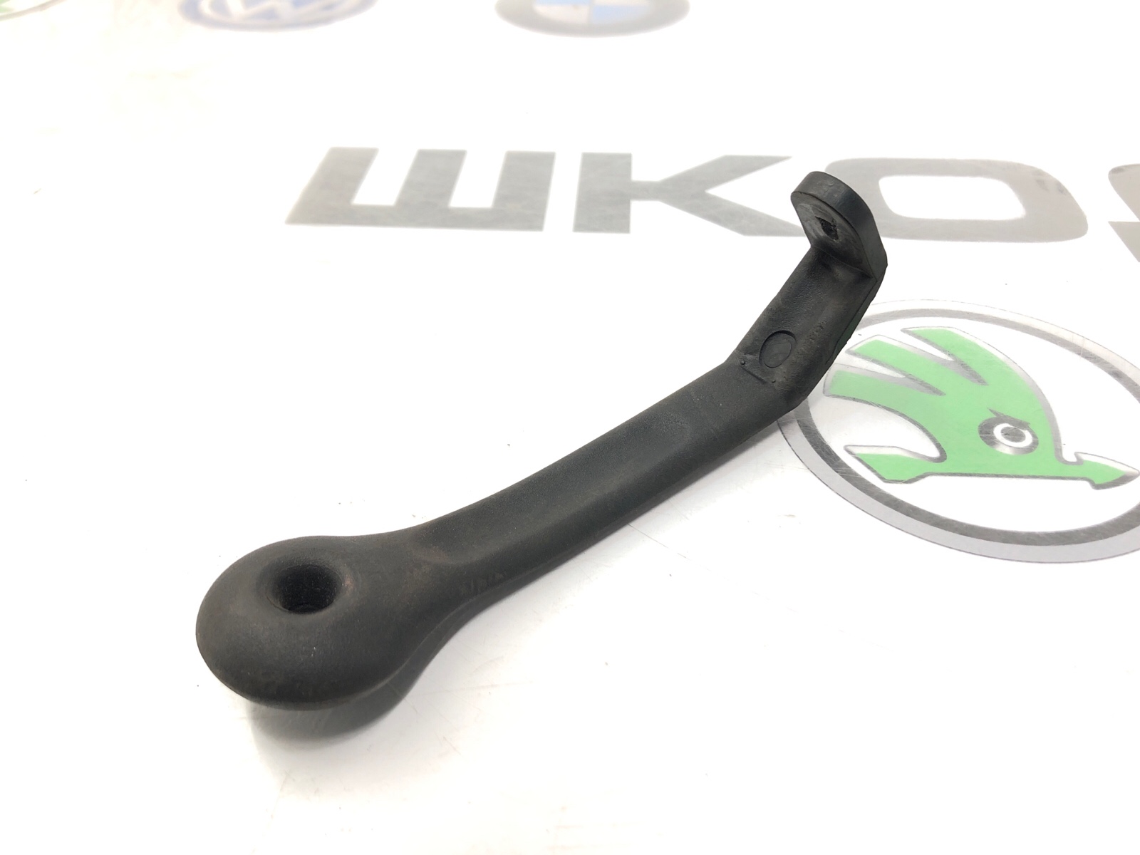 Ручка закрывания багажника внутренняя, 1000 рублей, Москва