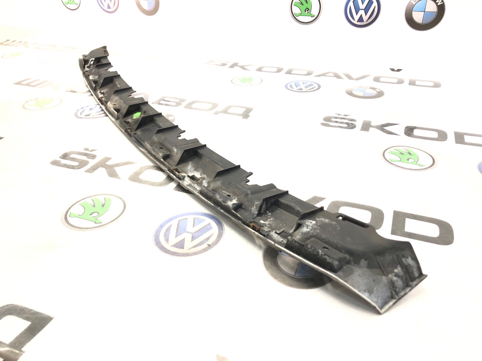 Направляющая бампера, 1000 рублей, Москва