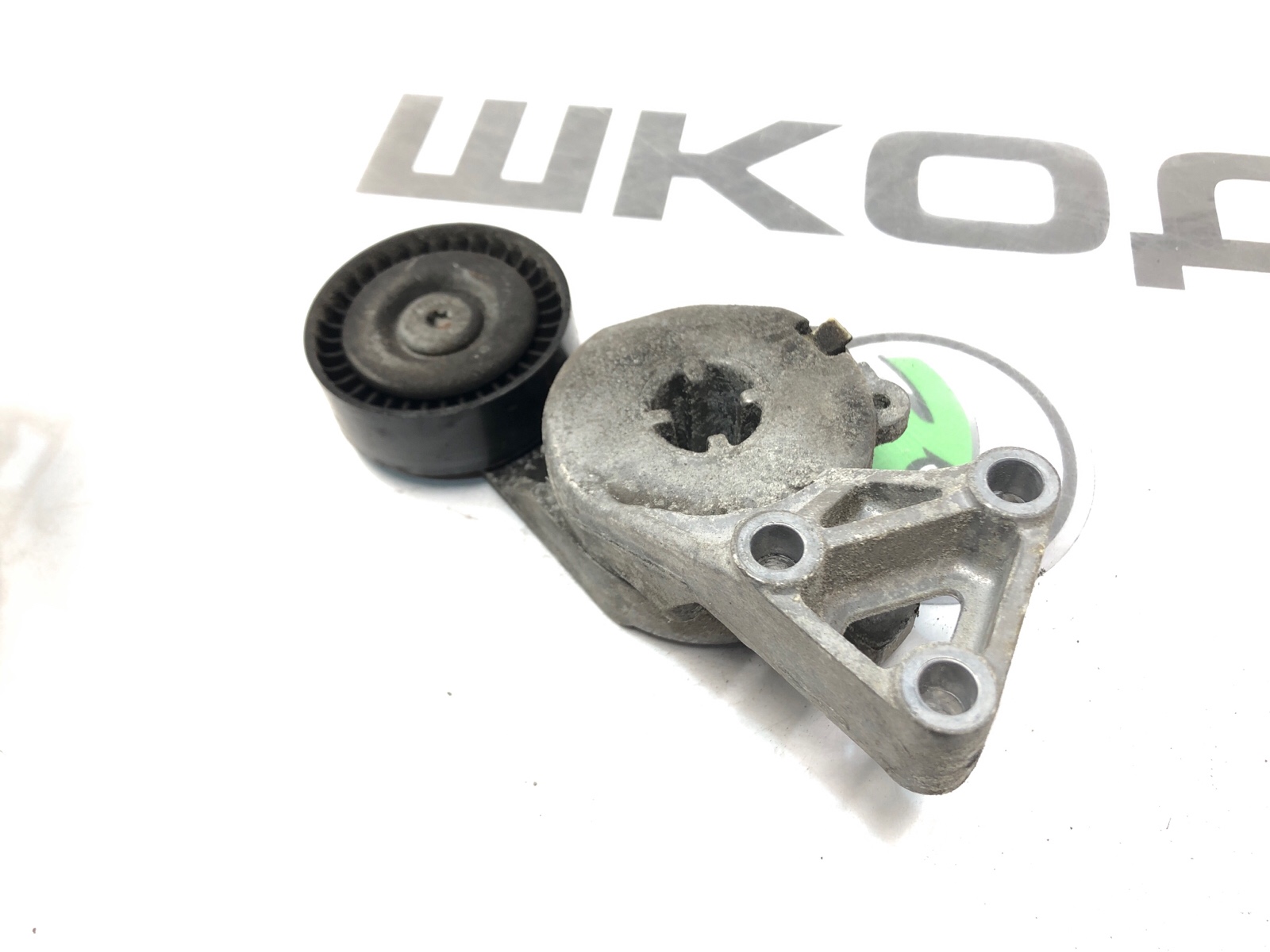 Ролик натяжной ремня генератора, 1000 рублей, Москва