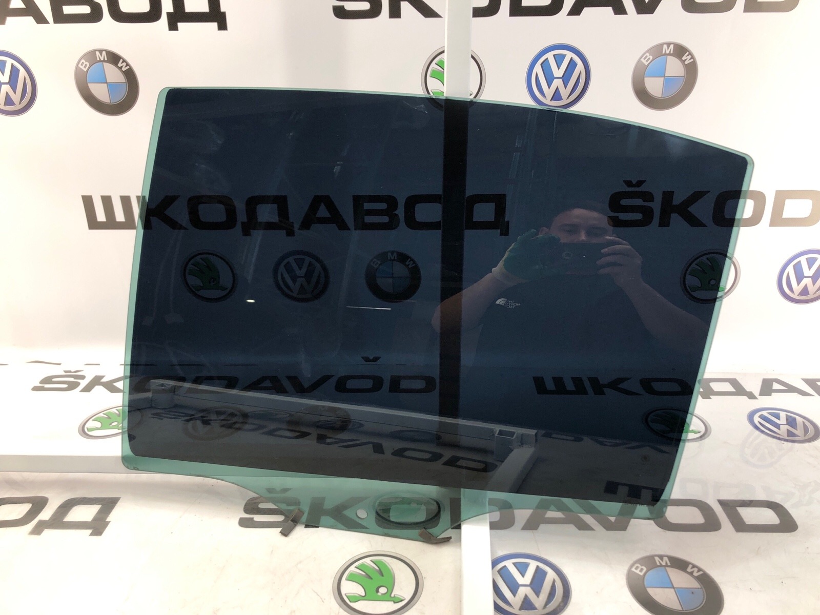 Стекло двери, 5000 рублей, Москва