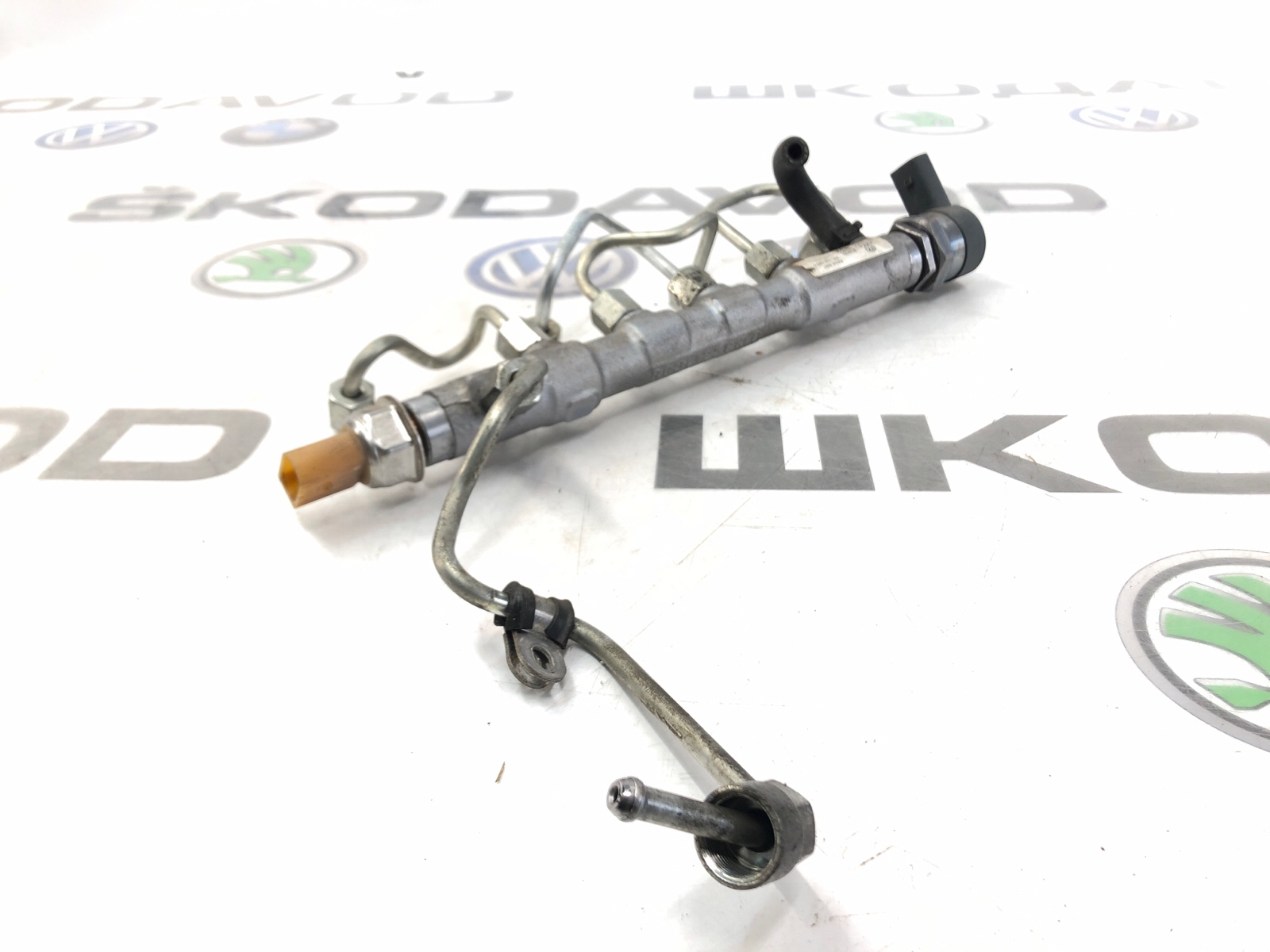 Топливная рампа, 10000 рублей, Москва