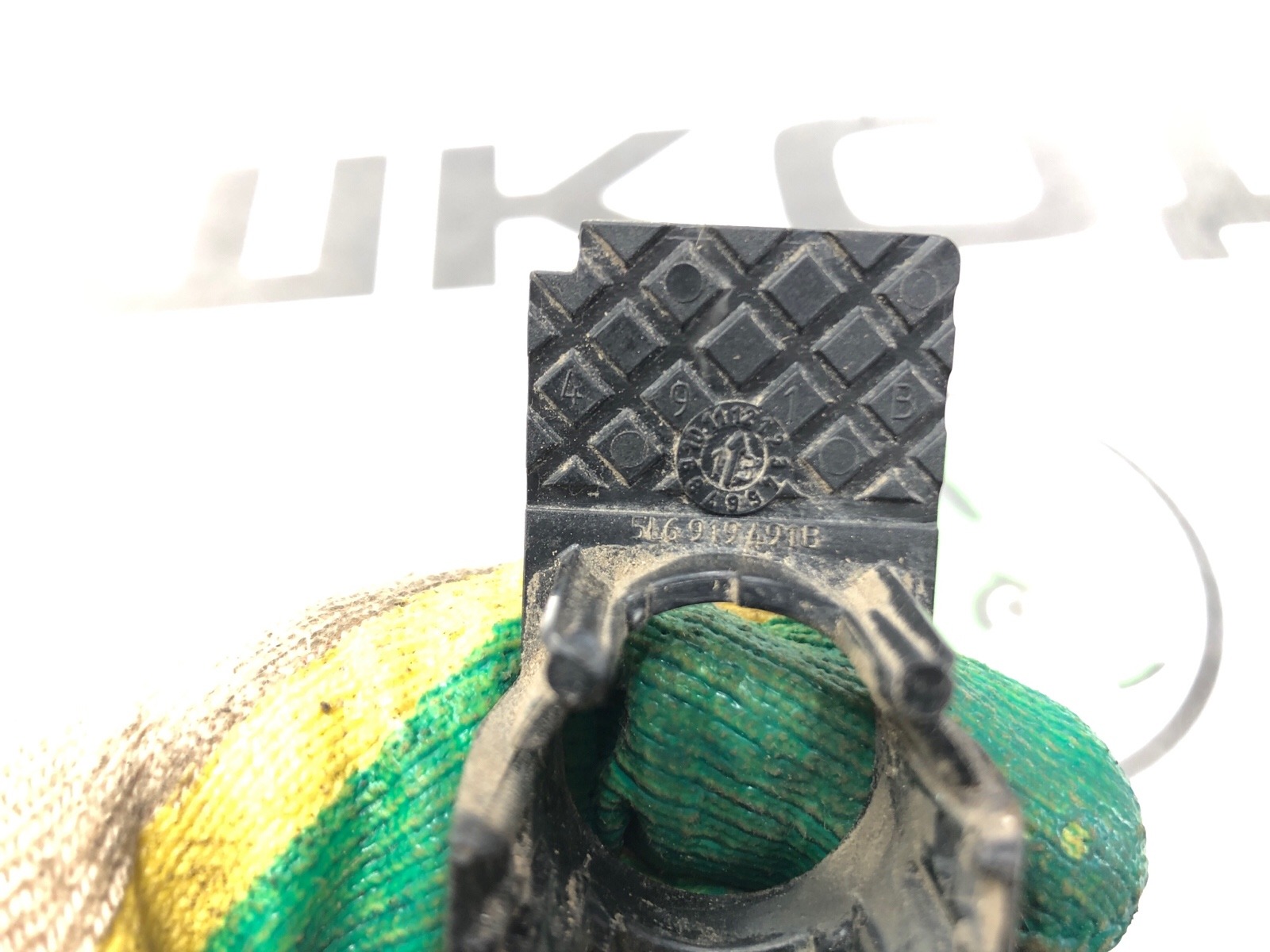 Кронштейн парктроников, 1000 рублей, Москва