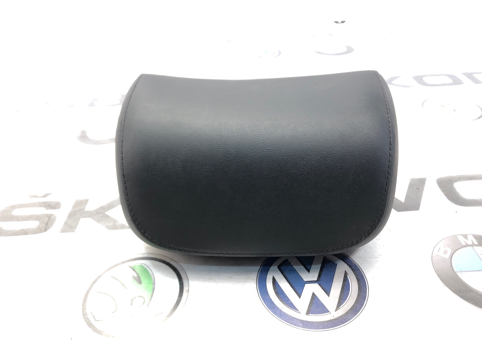 Подголовник, 5000 рублей, Москва