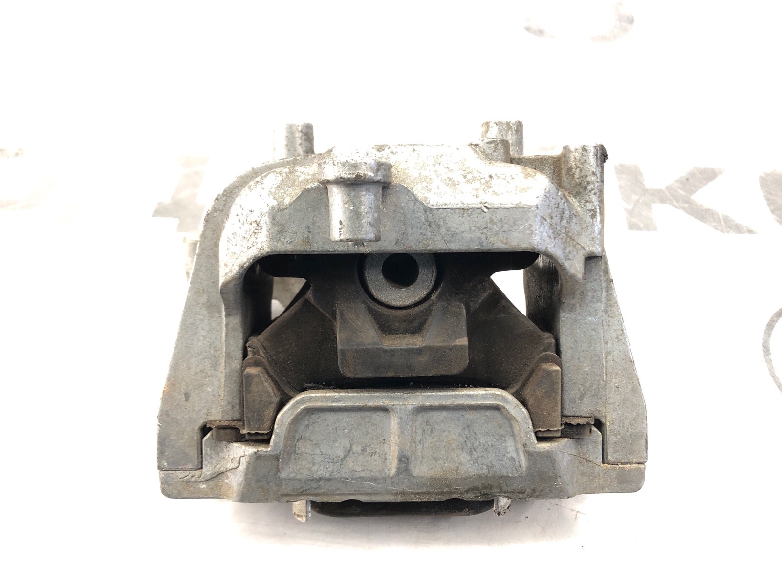 Опора двигателя, 1000 рублей, Москва