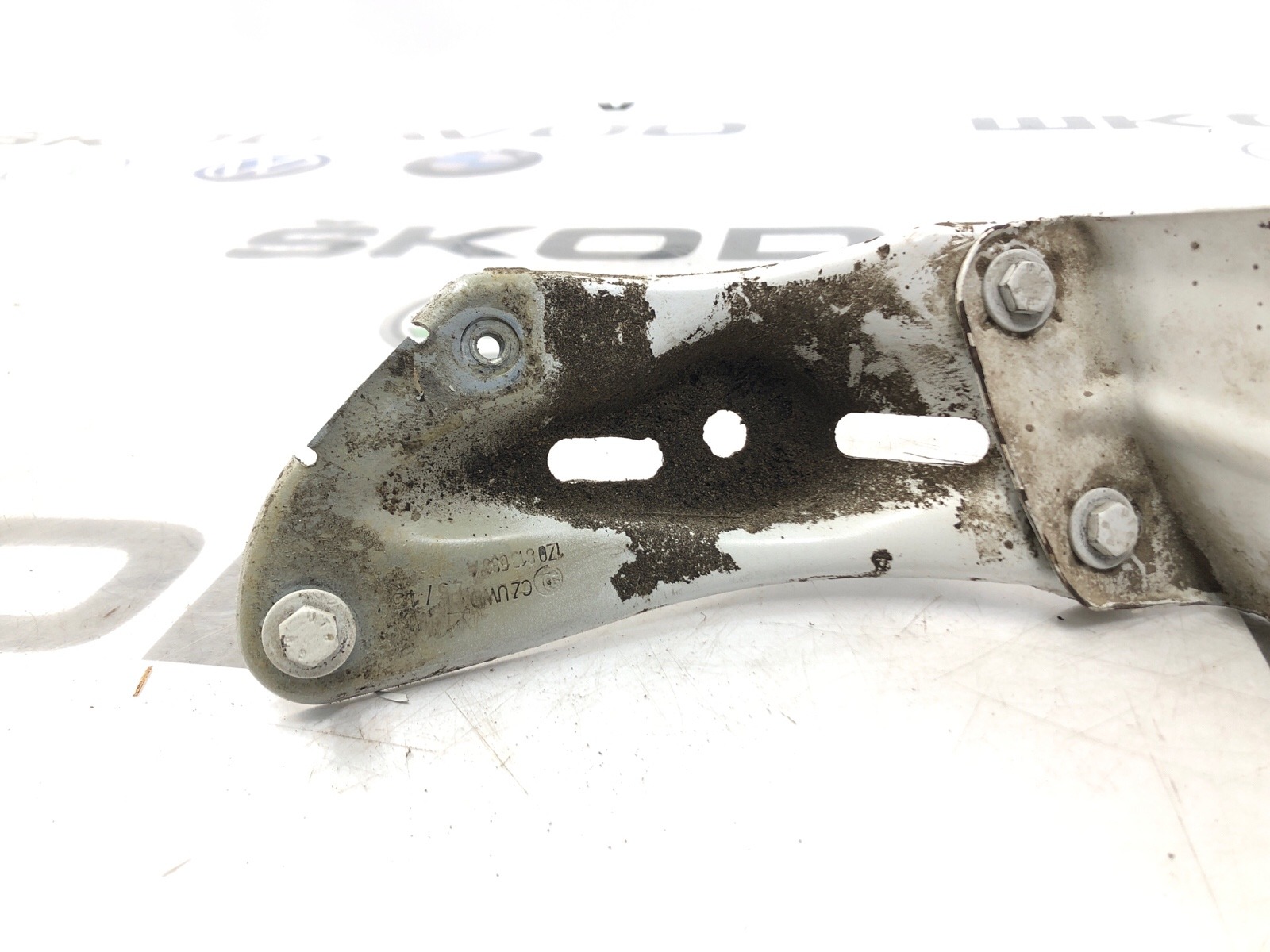 Кронштейн крыла, 2500 рублей, Москва