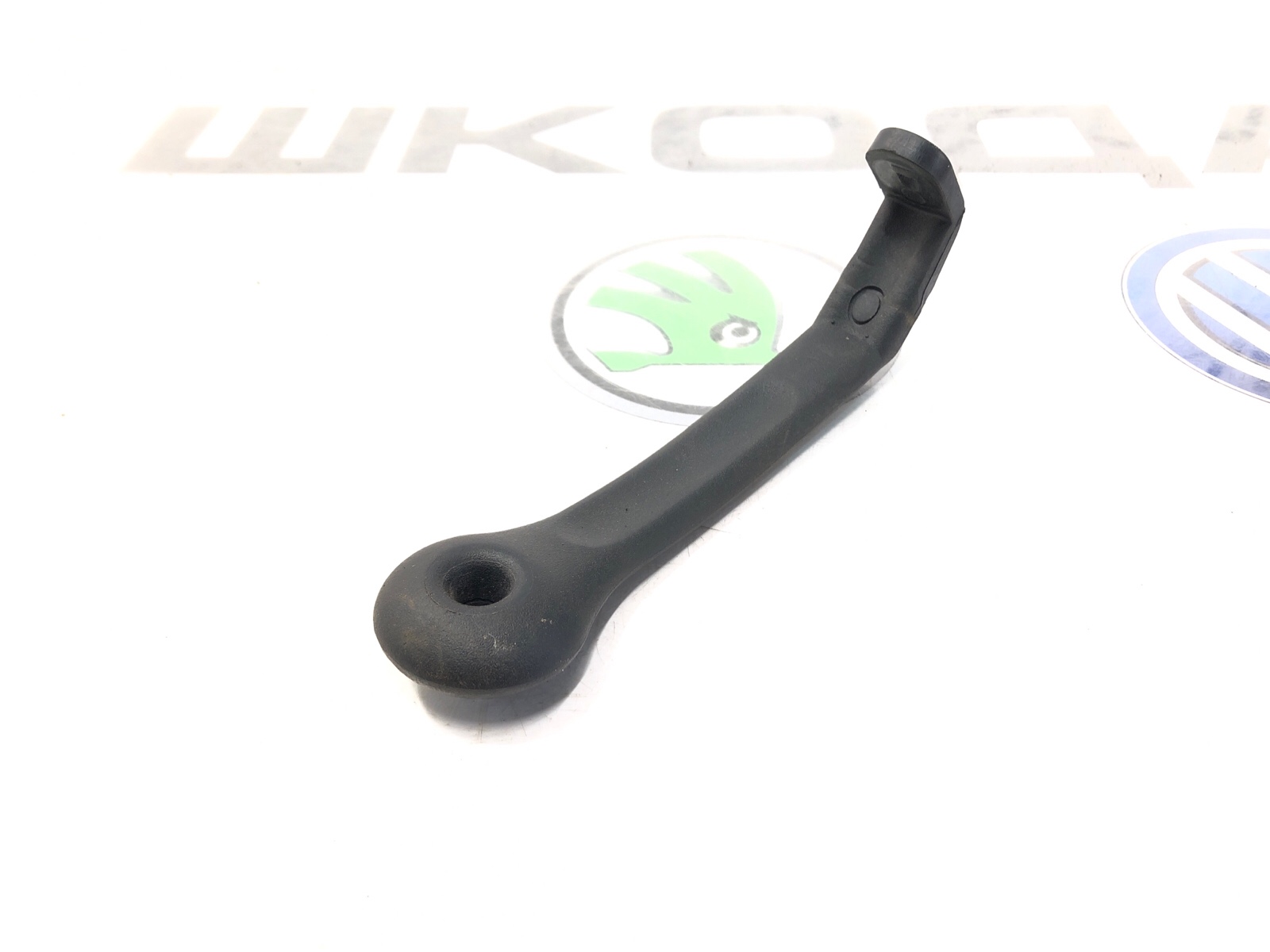 Ручка закрывания багажника внутренняя, 1000 рублей, Москва