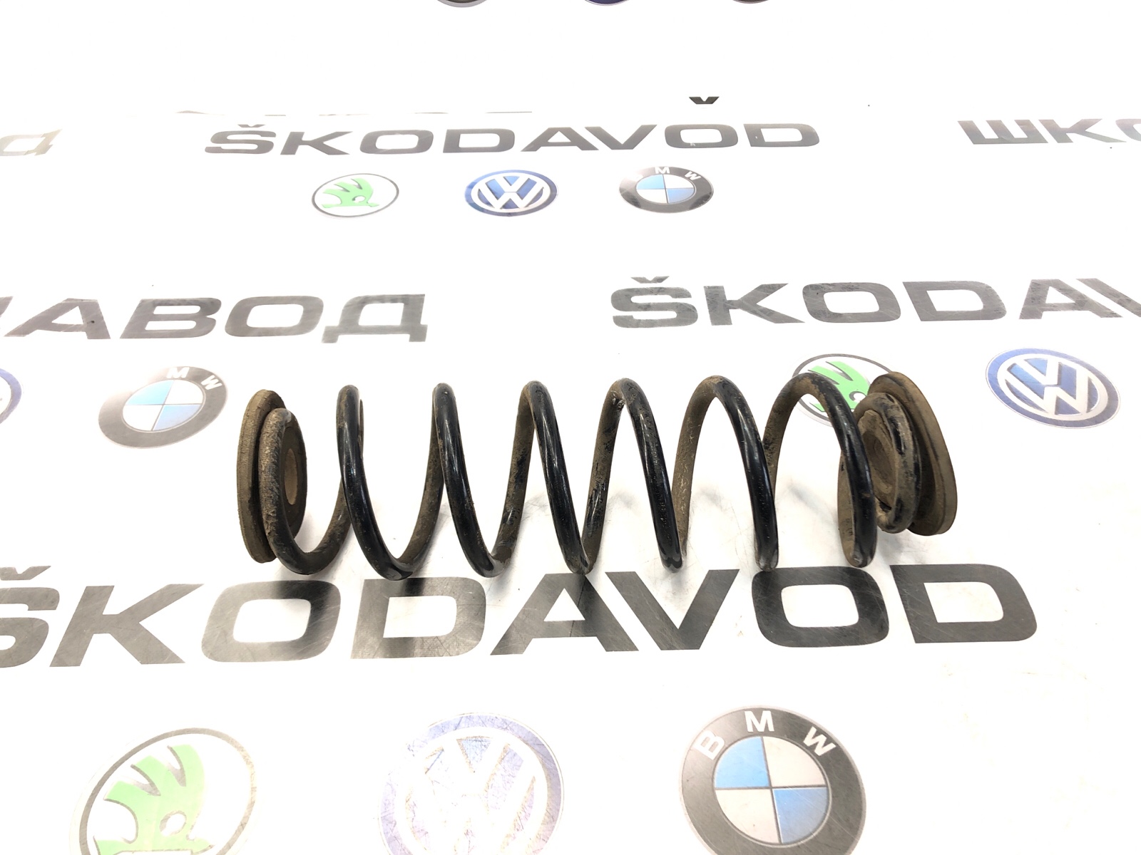 Пружина подвески, 2000 рублей, Москва