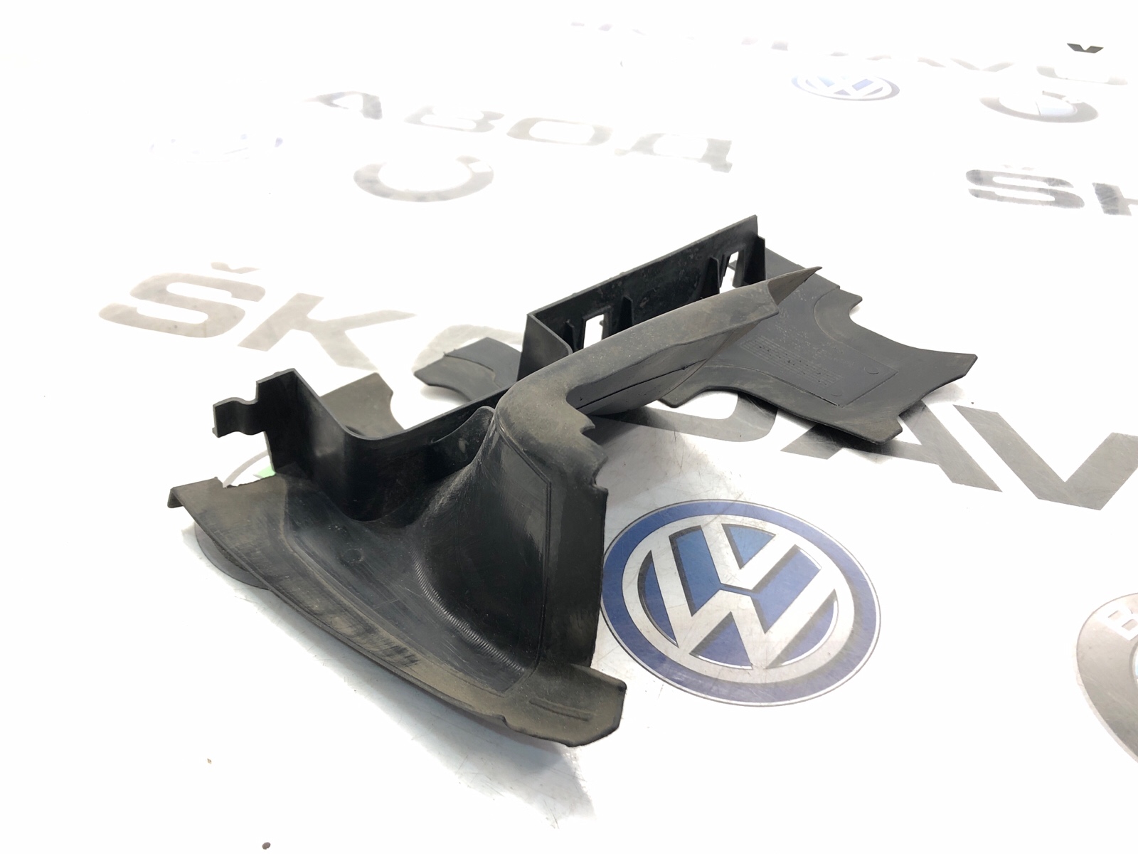 Дефлектор радиатора, 2000 рублей, Москва