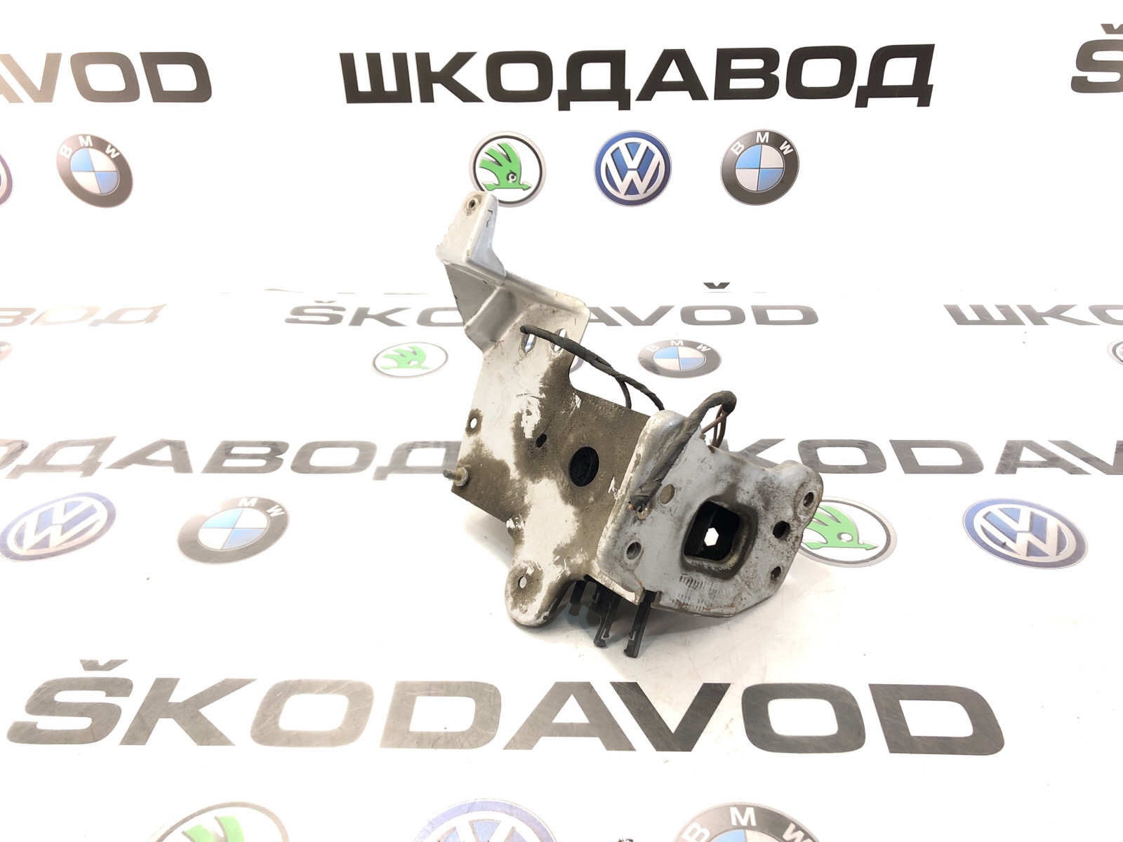 лонжерон, 10000 рублей, Москва