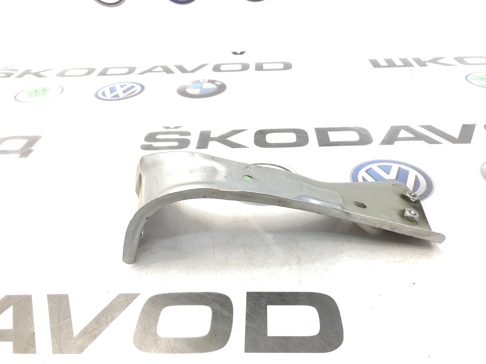 Кронштейн крыла, 4000 рублей, Москва