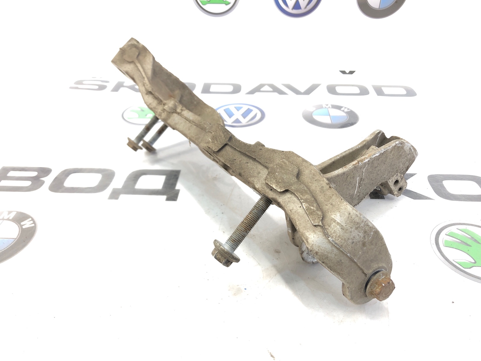 Кронштейн подрамника, 4000 рублей, Москва