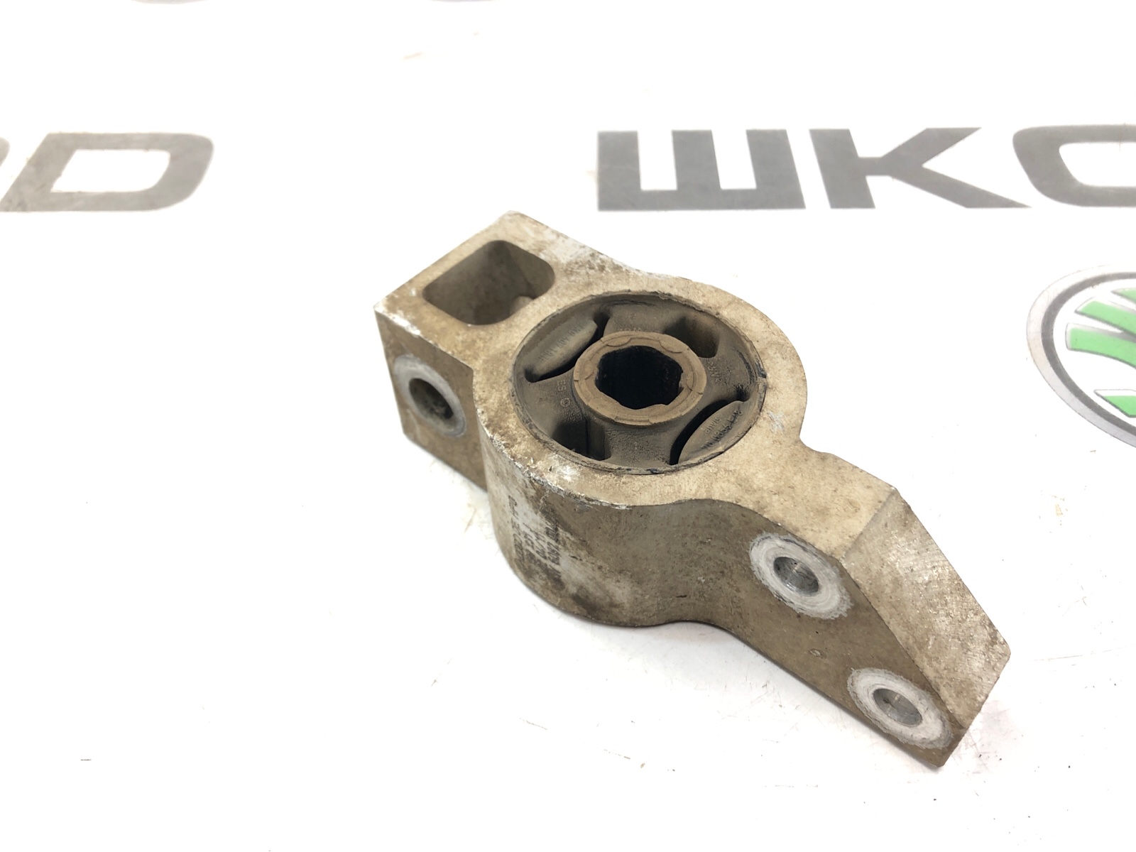 сайлентблок переднего рычага задний, 1000 рублей, Москва