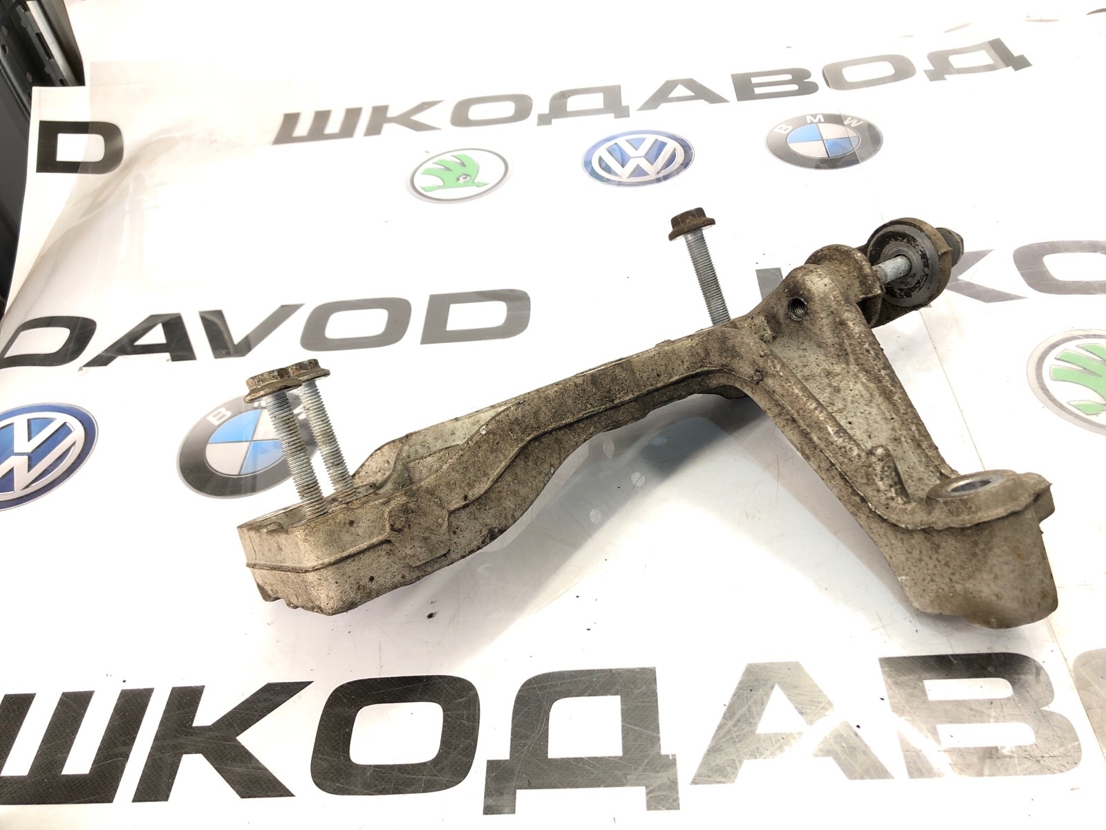 Кронштейн подрамника, 4000 рублей, Москва