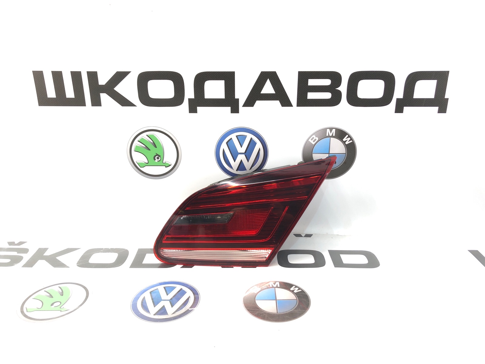 Фонарь в крышку багажника, 7000 рублей, Москва