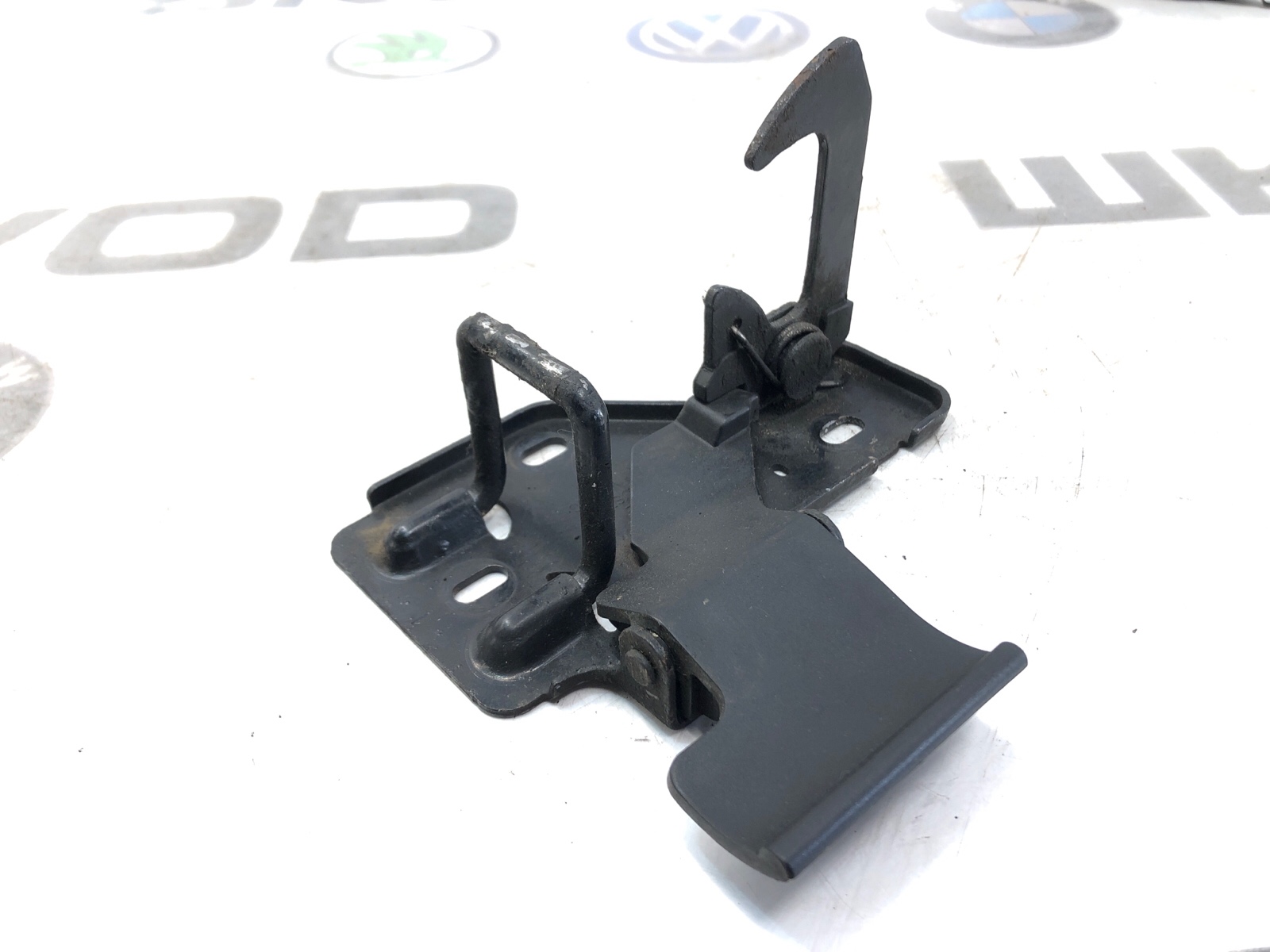 крюк капота, 500 рублей, Москва