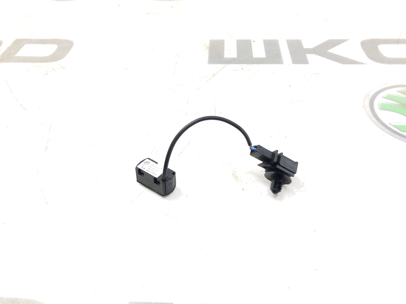 микрофон, 2000 рублей, Москва