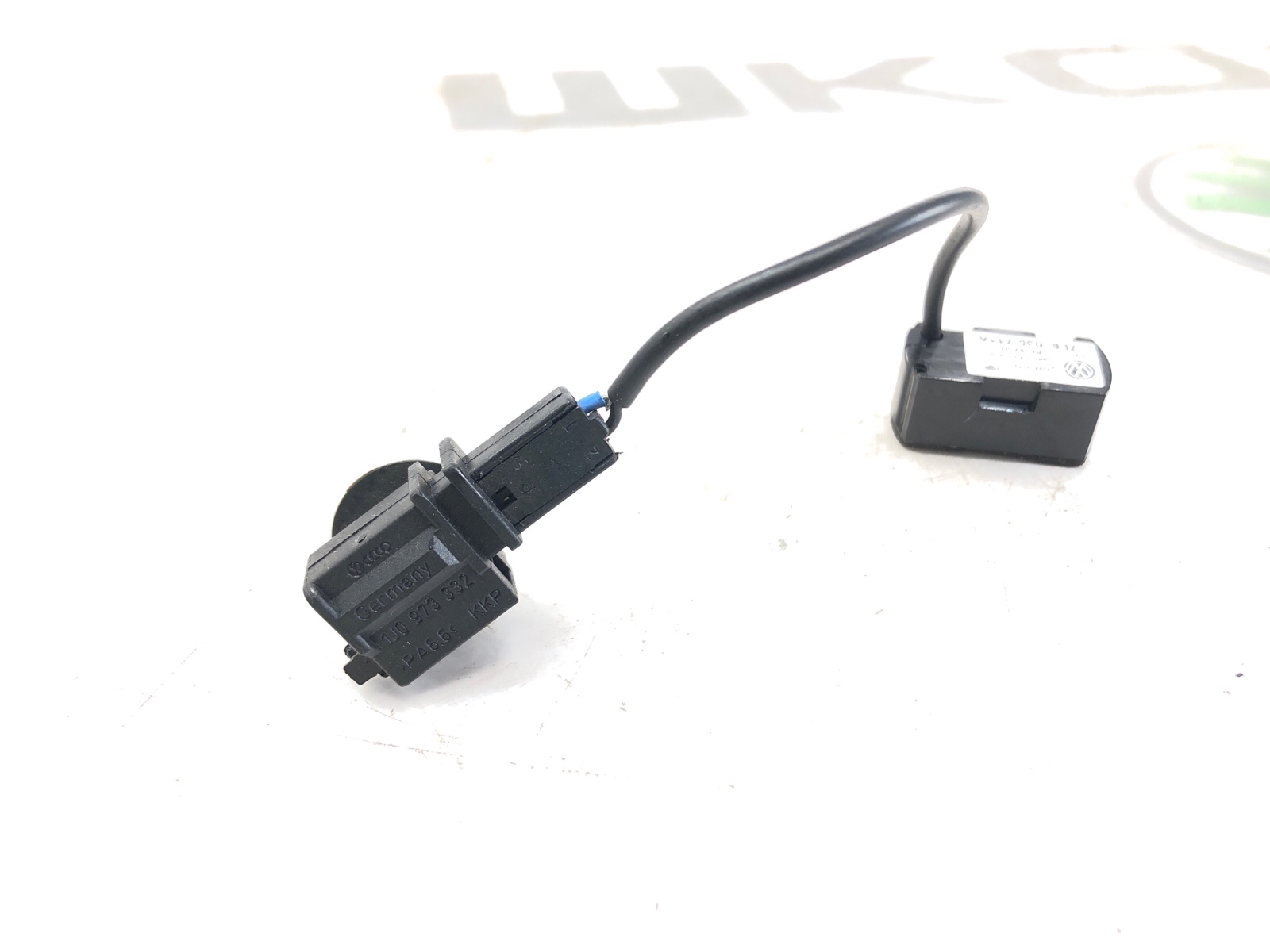 микрофон, 2000 рублей, Москва