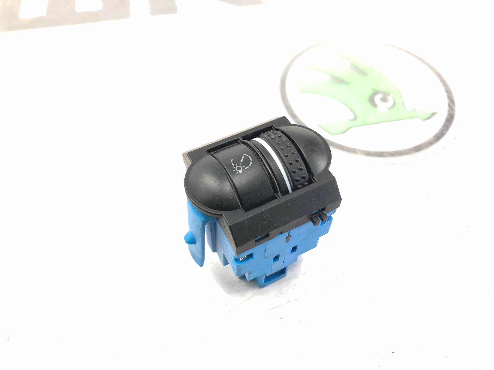 Регулятор яркости приборной панели, 700 рублей, Москва