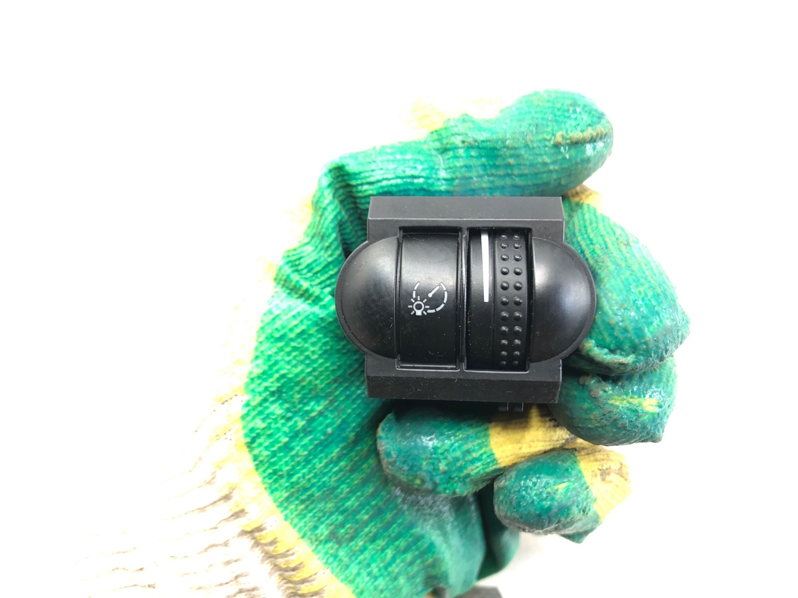 Регулятор яркости приборной панели, 700 рублей, Москва