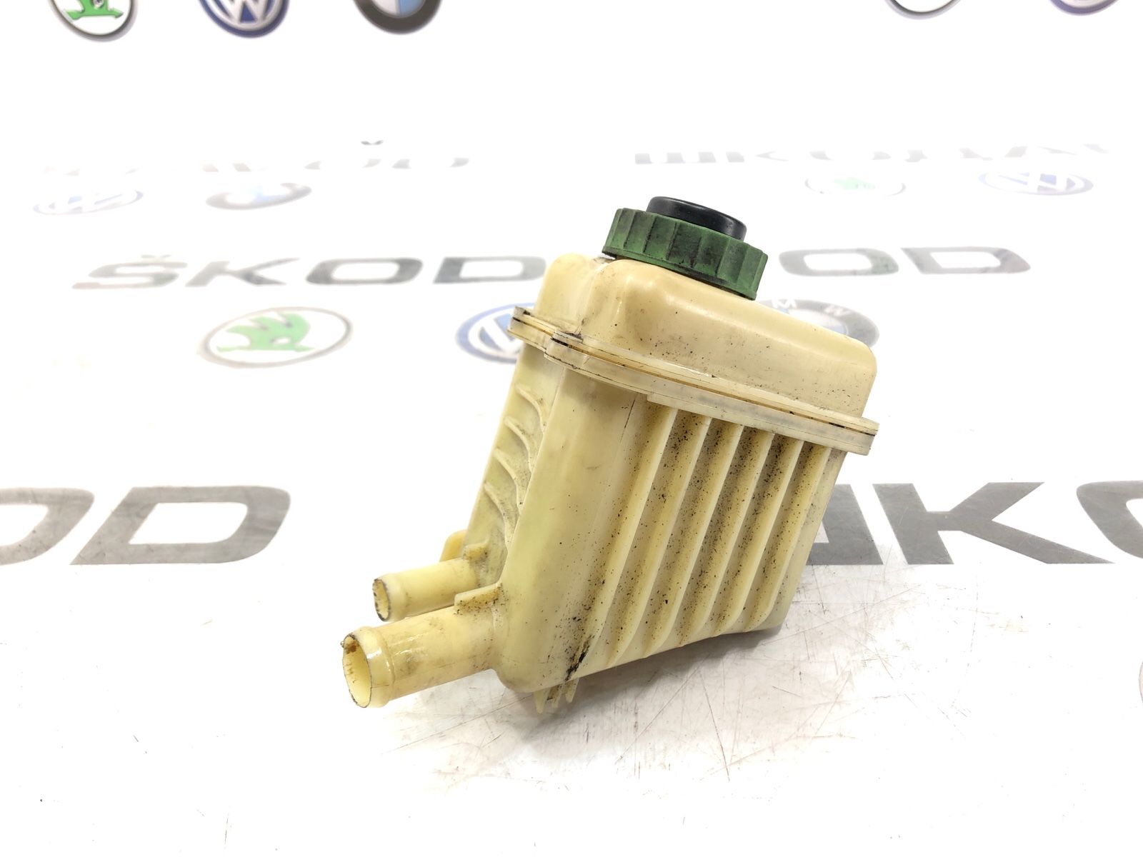 бачок гидроусилителя, 1000 рублей, Москва