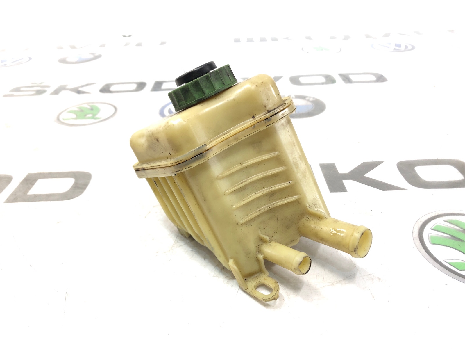 бачок гидроусилителя, 1000 рублей, Москва