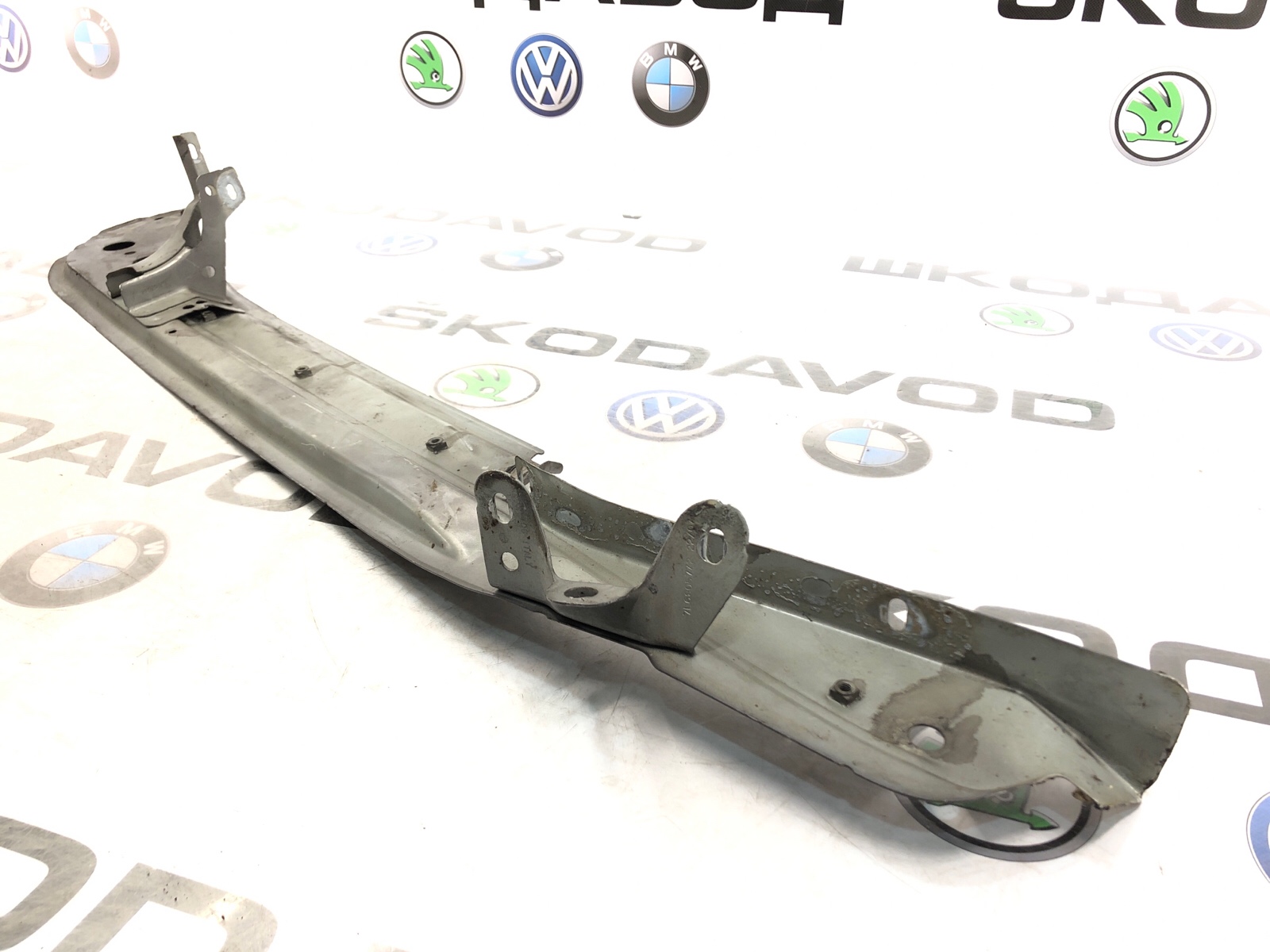 Кронштейн крыла, 1000 рублей, Москва