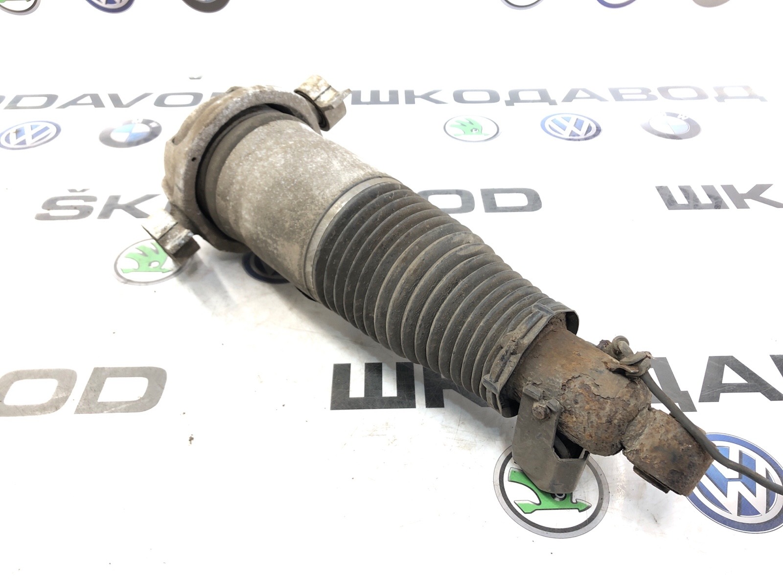 Пневмобаллон подвески, 10000 рублей, Москва