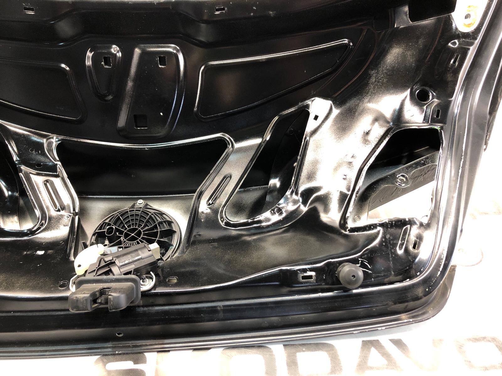 крышка багажника, 10000 рублей, Москва