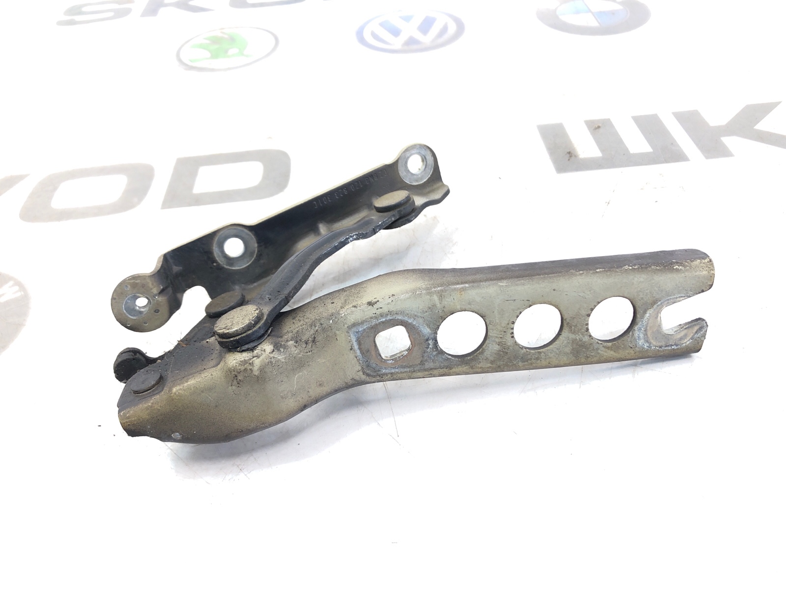 петля капота, 500 рублей, Москва