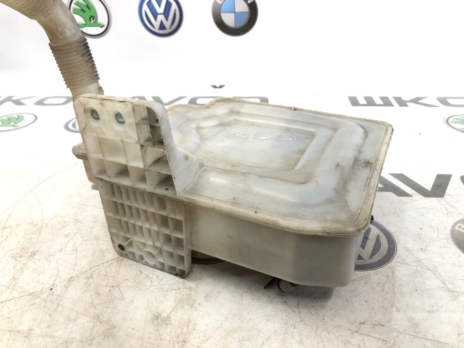 бачок омывателя, 2000 рублей, Москва