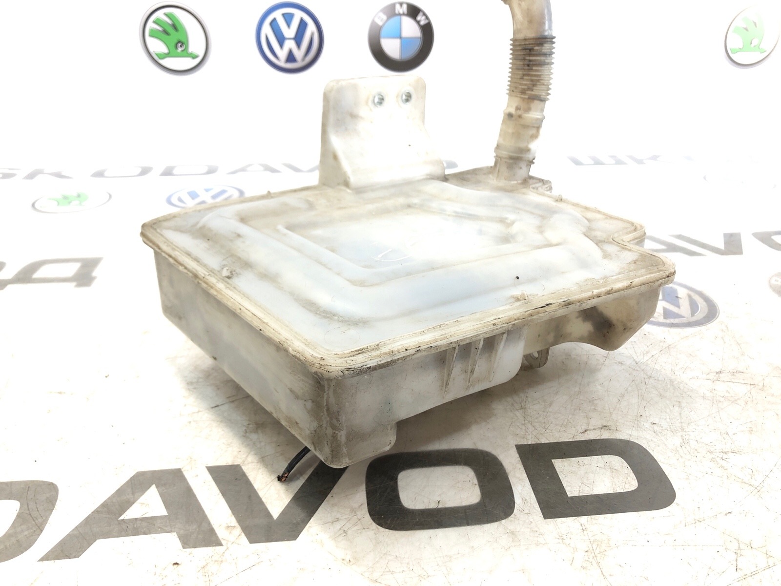 бачок омывателя, 2000 рублей, Москва