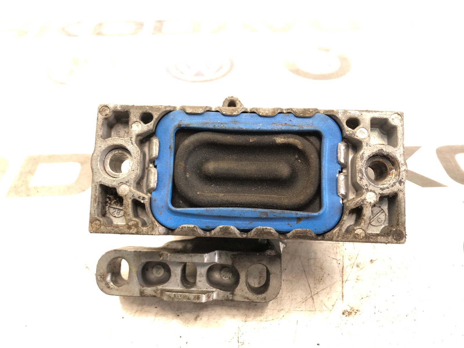 Опора двигателя, 1000 рублей, Москва