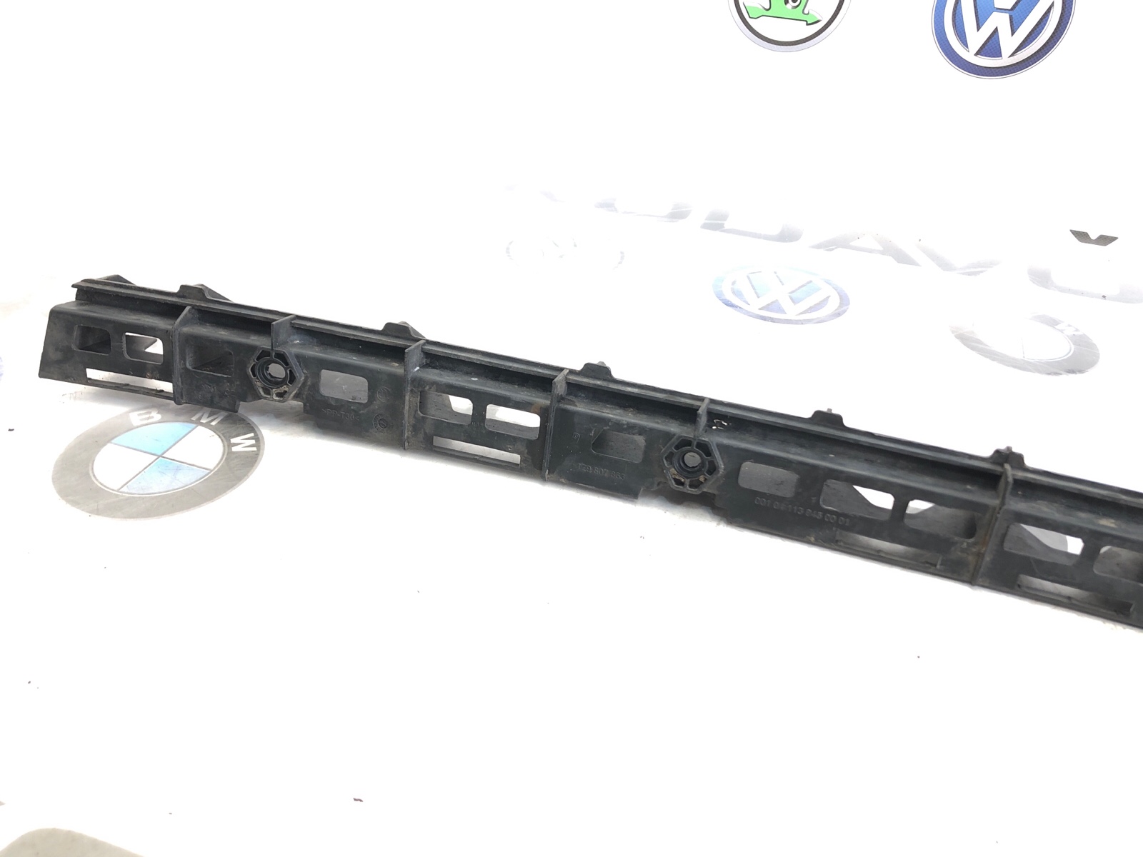 Направляющая бампера, 800 рублей, Москва