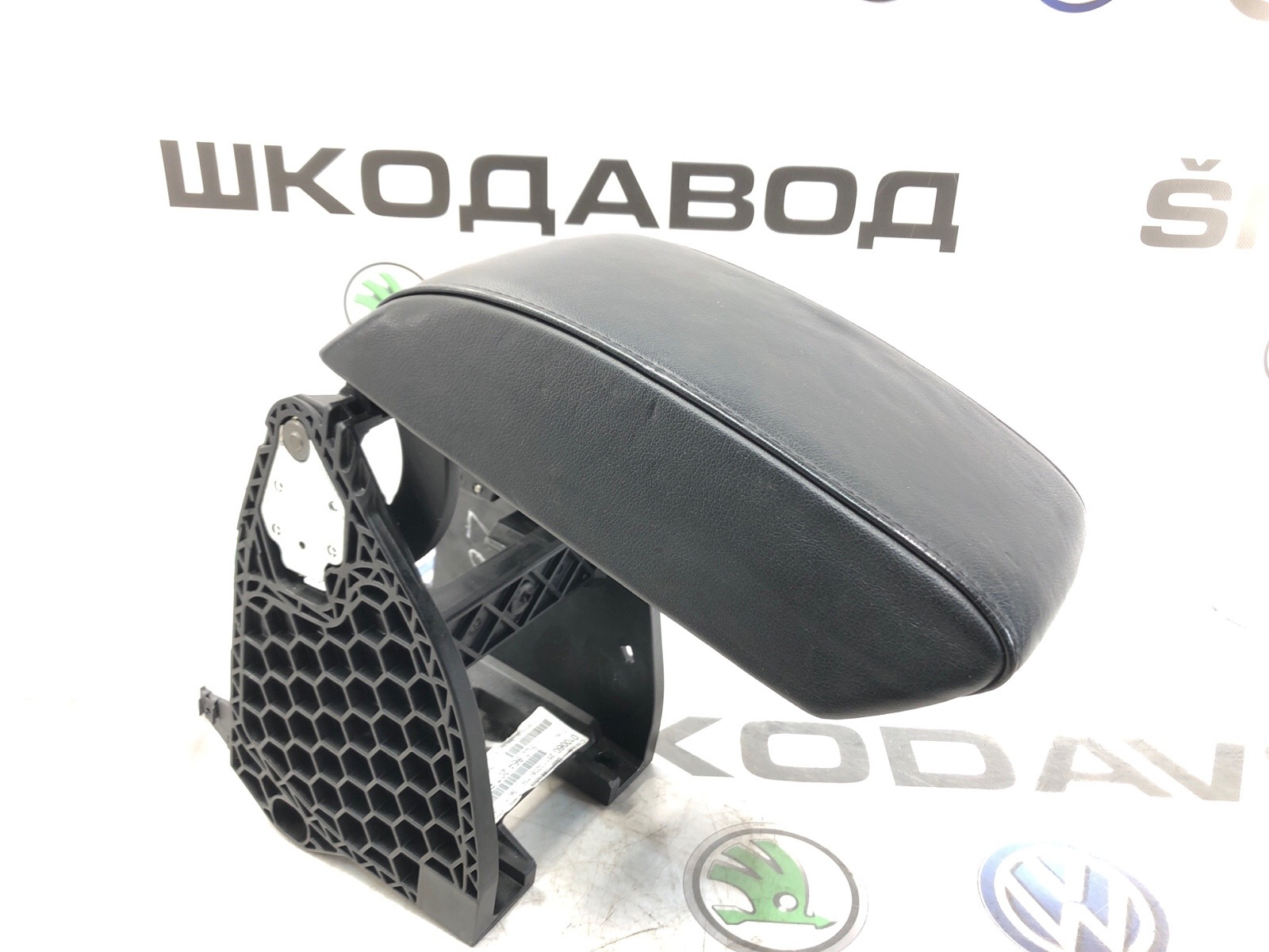 подлокотник, 5000 рублей, Москва