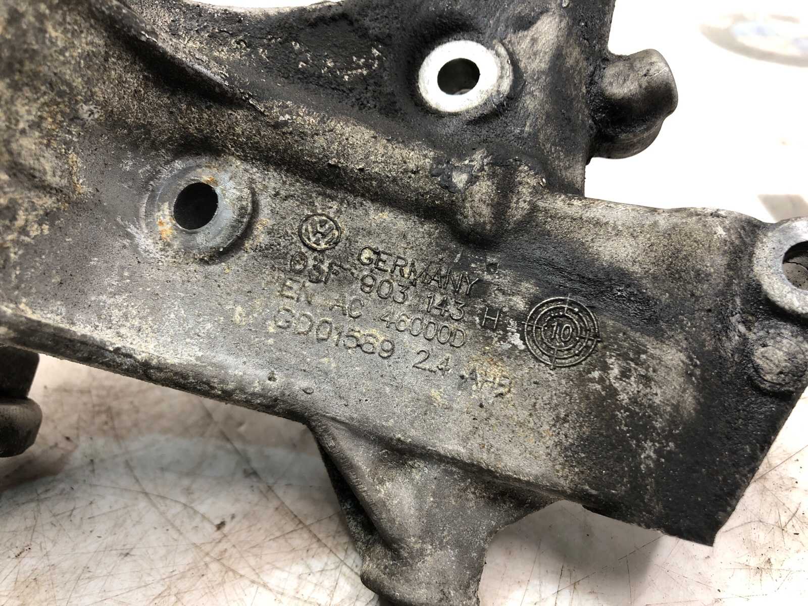 Кронштейн масляного фильтра, 2000 рублей, Москва