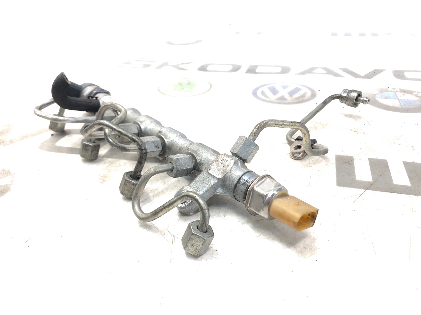 Топливная рампа, 10000 рублей, Москва