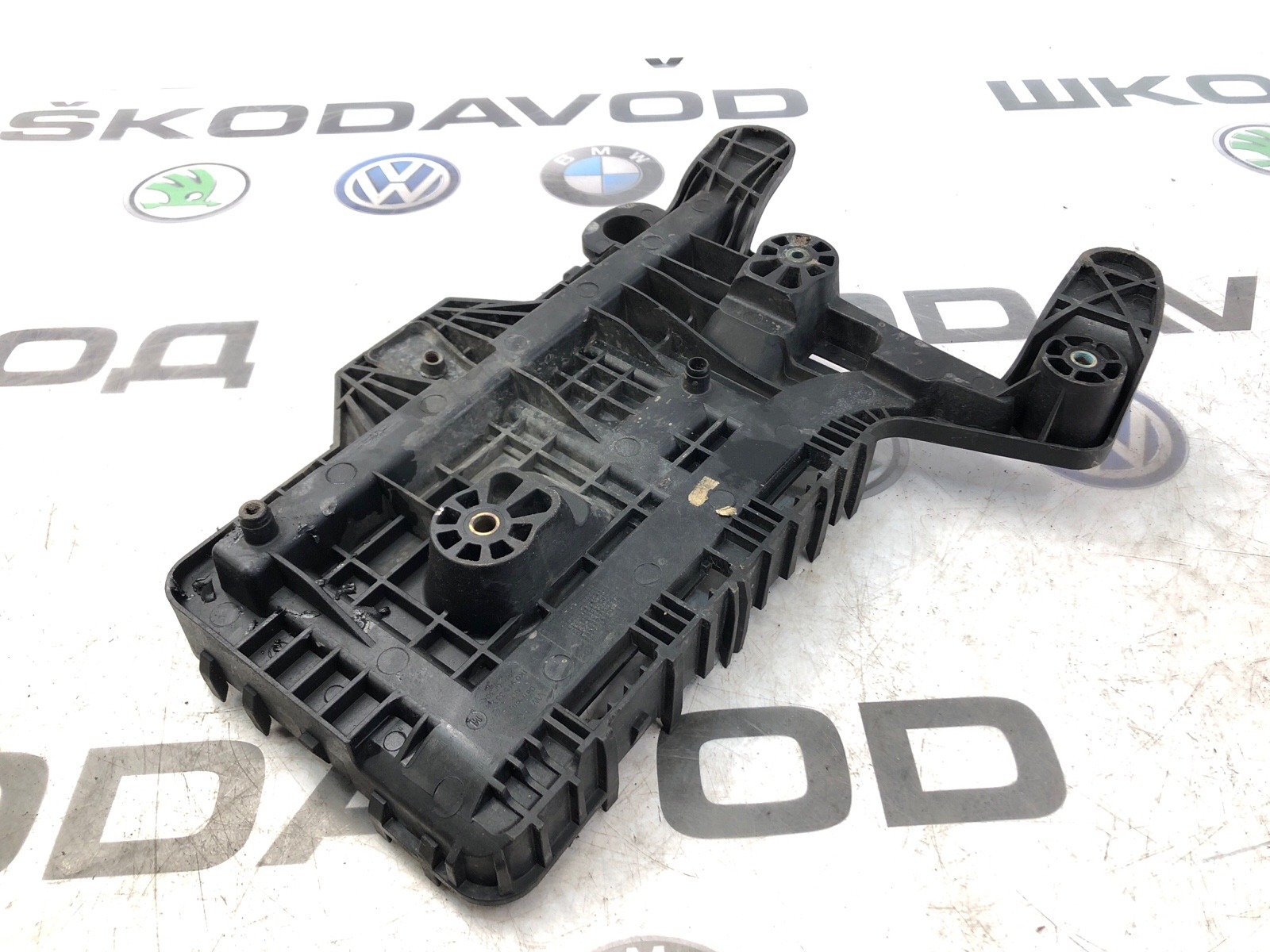 Площадка аккумулятора (АКБ), 1500 рублей, Москва