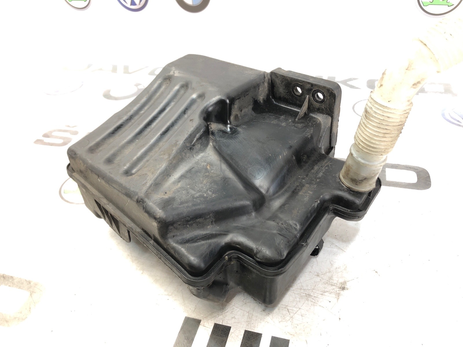 бачок омывателя, 1000 рублей, Москва