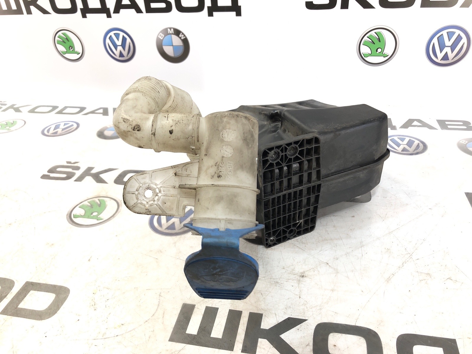 бачок омывателя, 1000 рублей, Москва