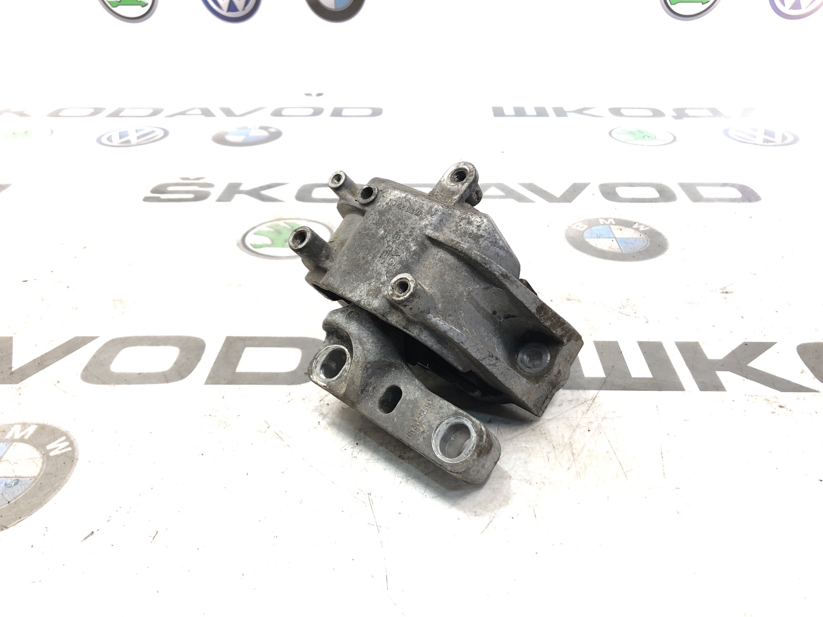 Опора двигателя, 1000 рублей, Москва