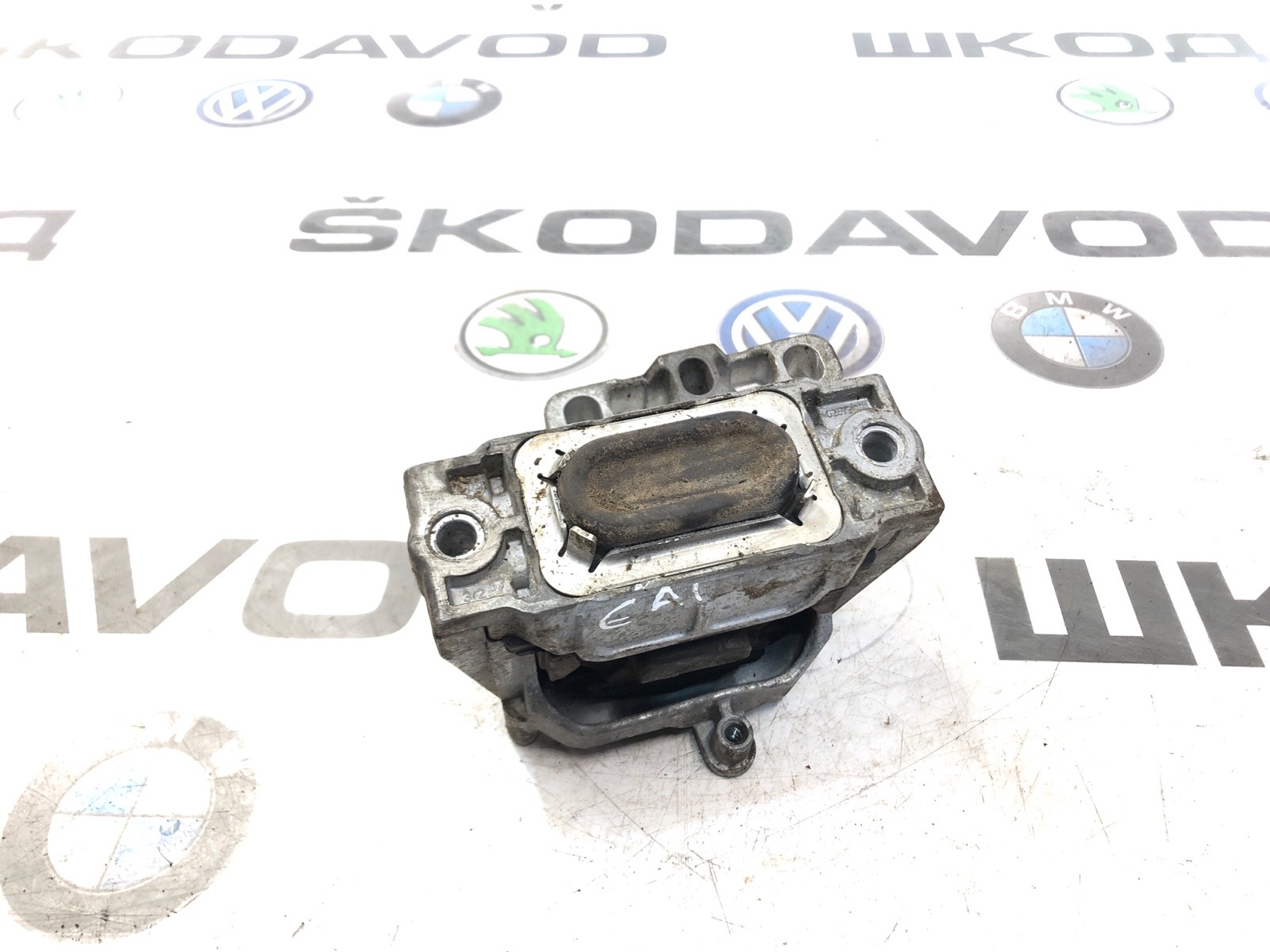 Опора двигателя, 1000 рублей, Москва