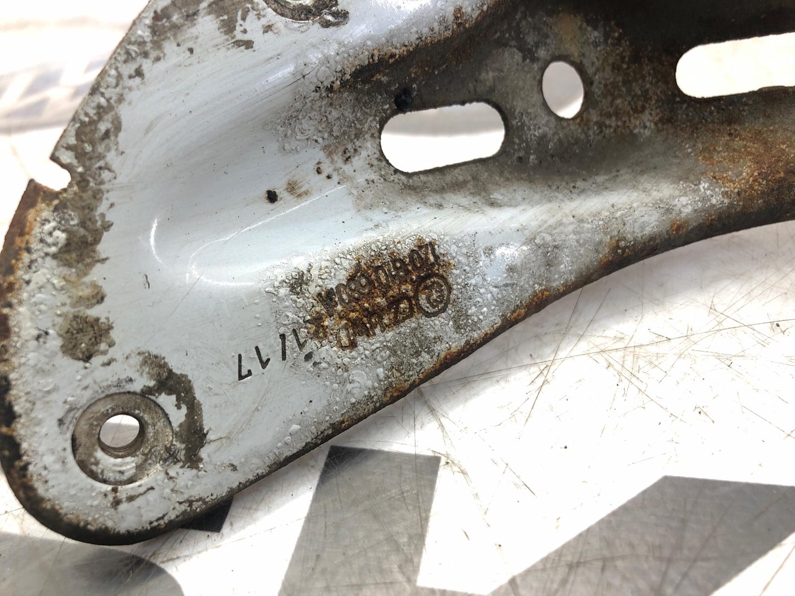 Кронштейн крыла, 2500 рублей, Москва