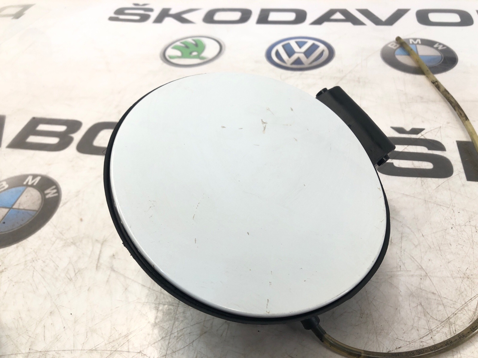 лючок бензобака, 2000 рублей, Москва