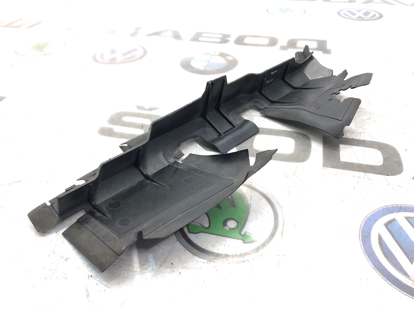 Дефлектор радиатора, 2000 рублей, Москва