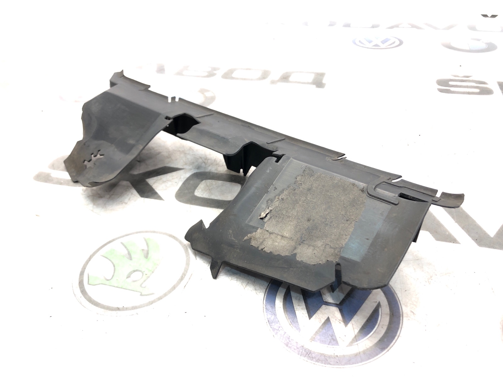 Дефлектор радиатора, 2000 рублей, Москва