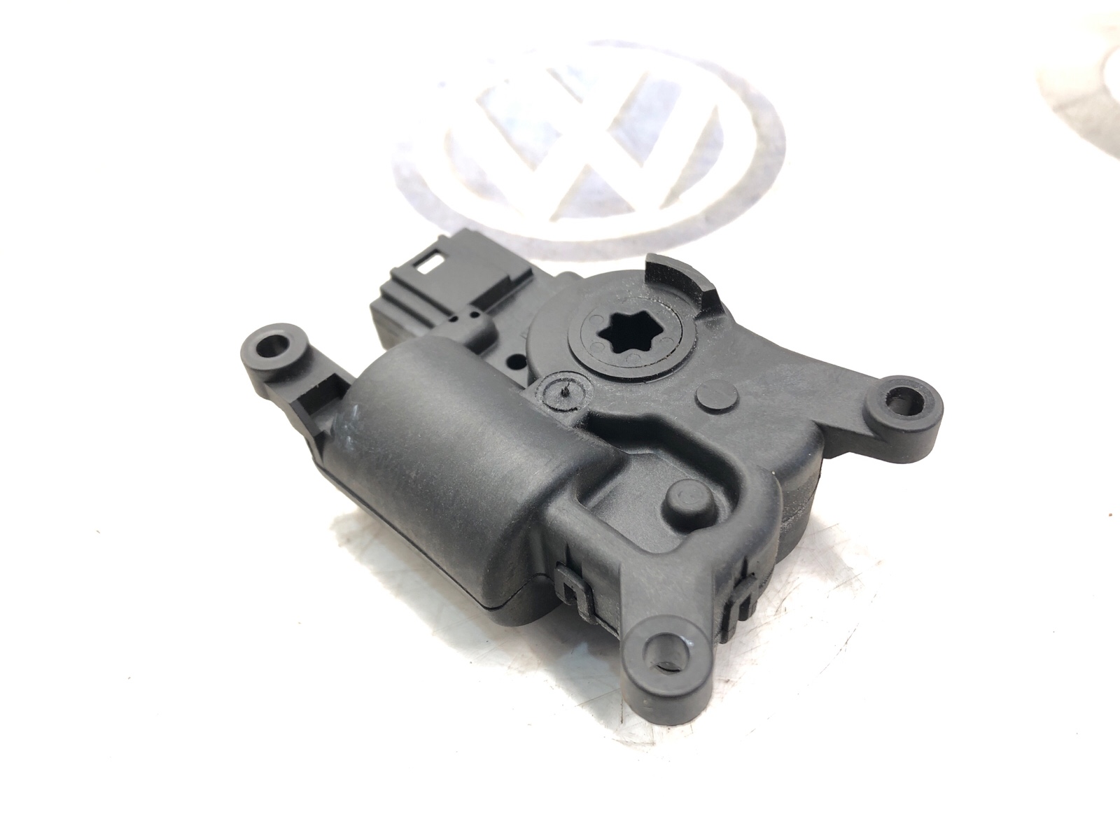 Сервопривод заслонки печки, 2000 рублей, Москва