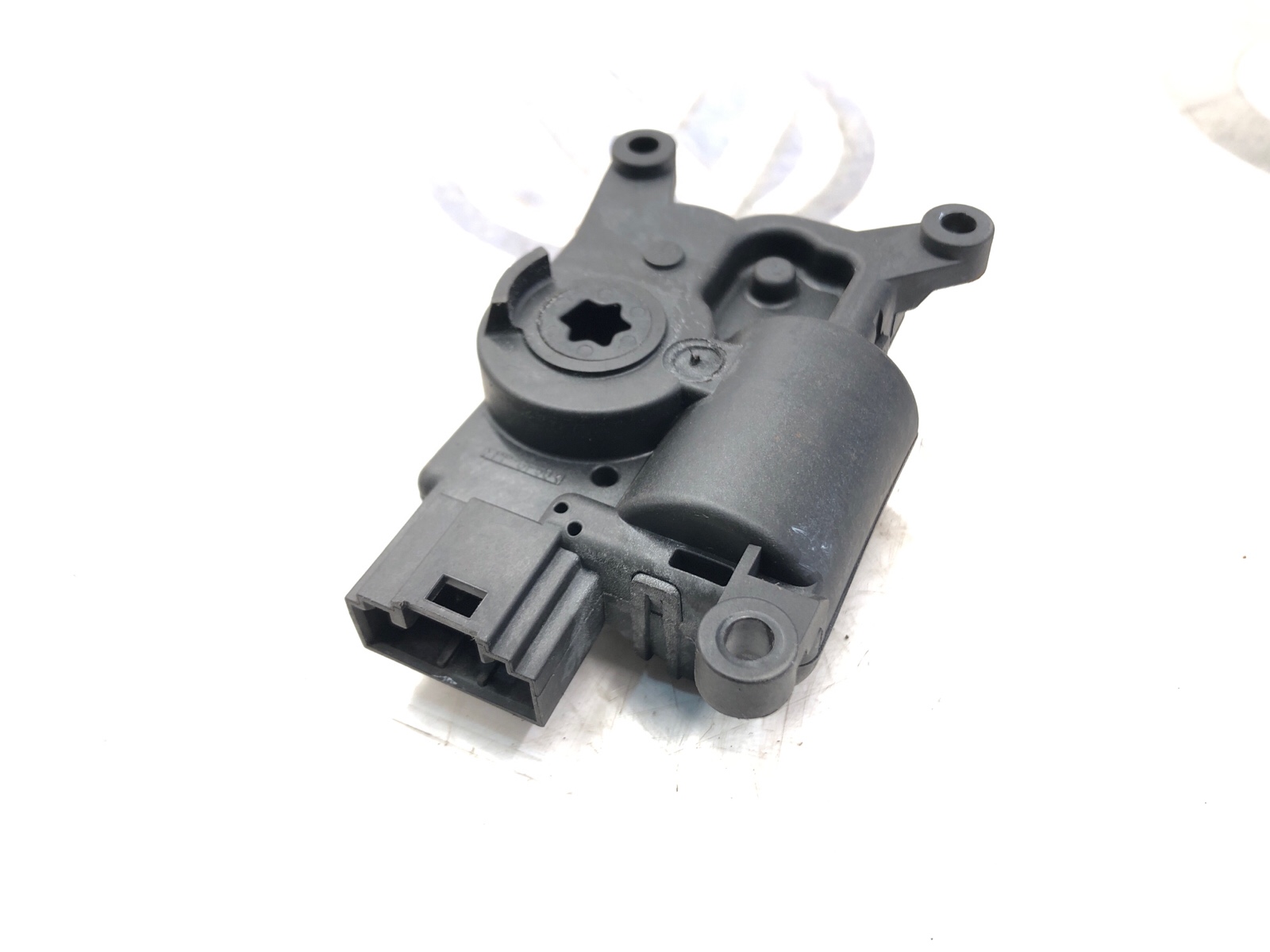 Сервопривод заслонки печки, 2000 рублей, Москва