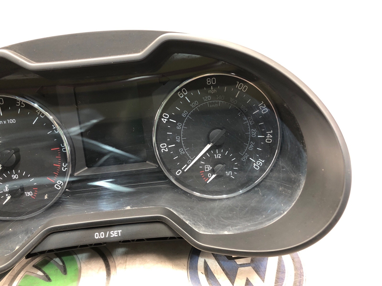 панель приборов, 3000 рублей, Москва