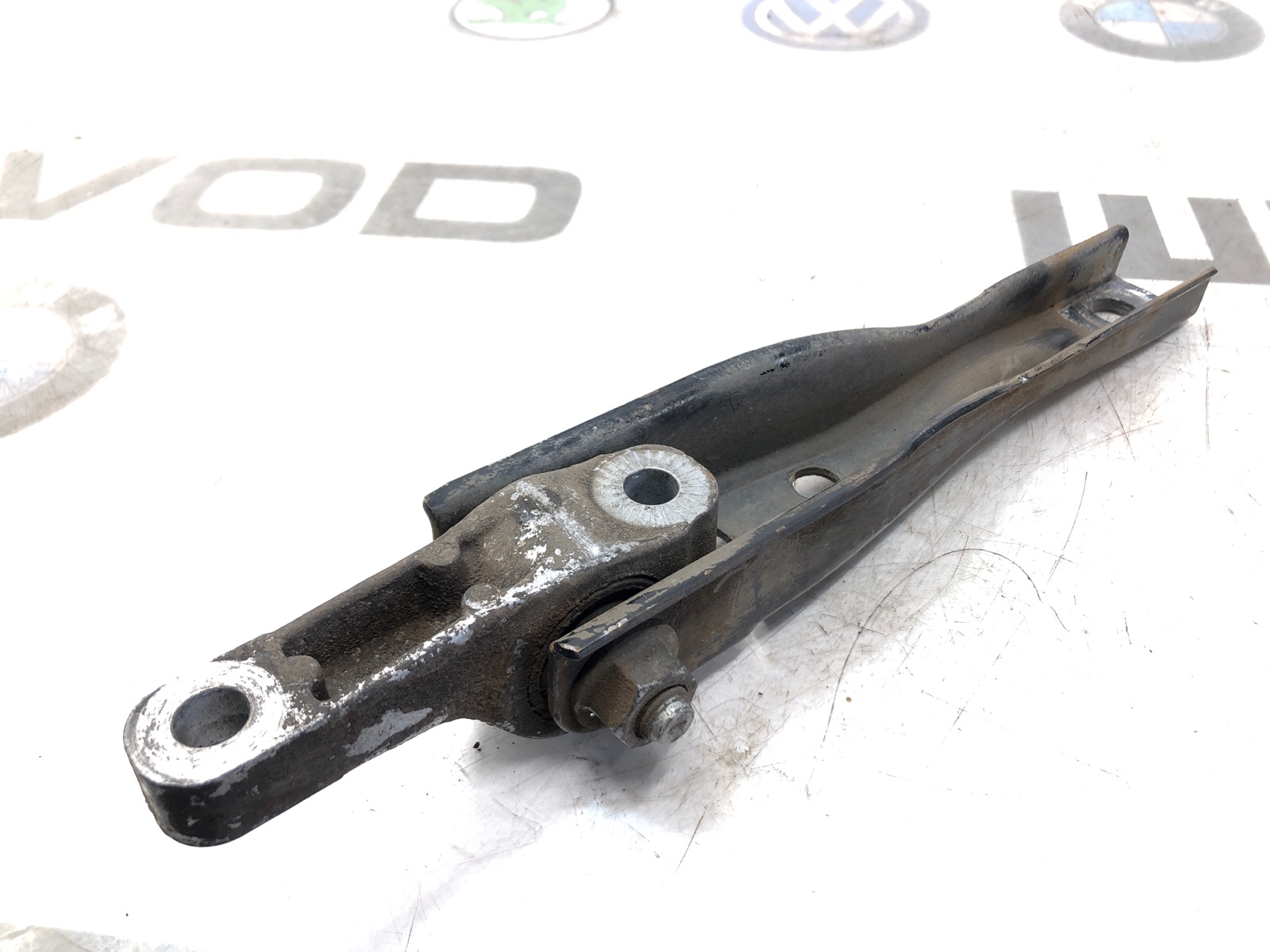 Кронштейн двигателя, 1500 рублей, Москва